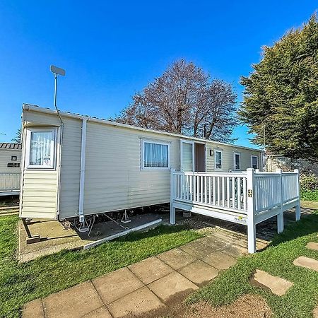 Caravan With Decking At Manor Park In Hunstanton, Sleeps 6 Ref 23045B Buitenkant foto