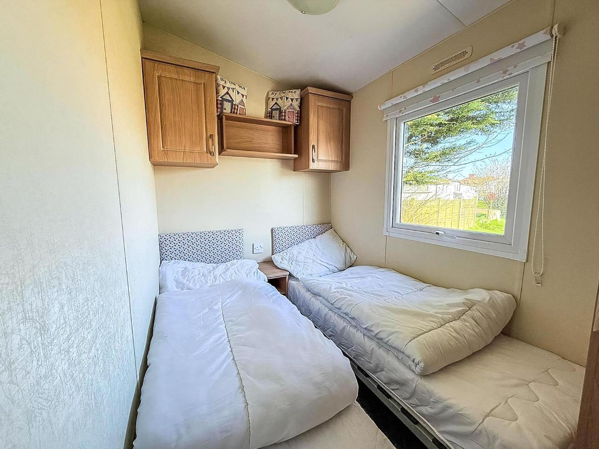 Caravan With Decking At Manor Park In Hunstanton, Sleeps 6 Ref 23045B Buitenkant foto