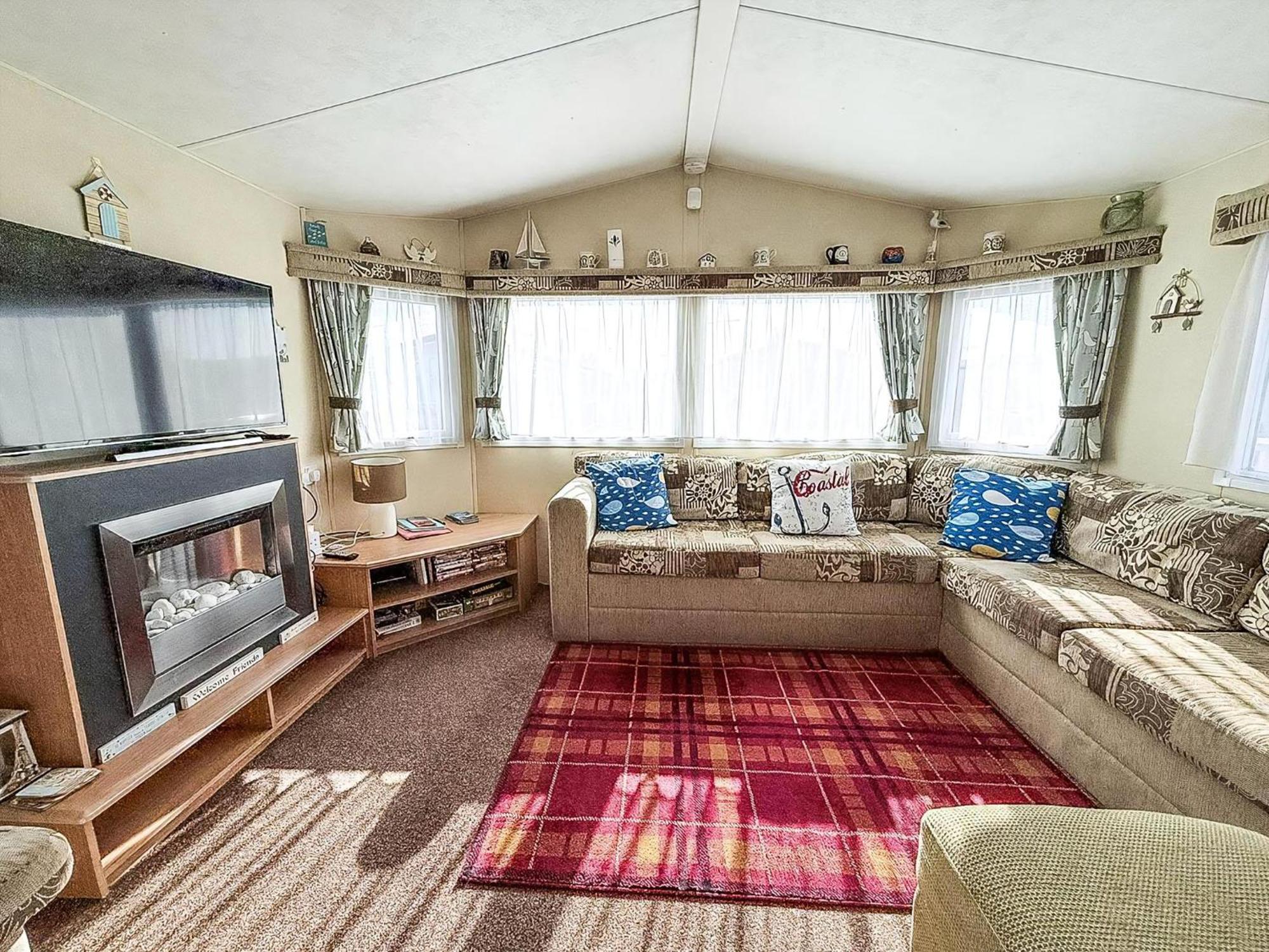 Caravan With Decking At Manor Park In Hunstanton, Sleeps 6 Ref 23045B Buitenkant foto